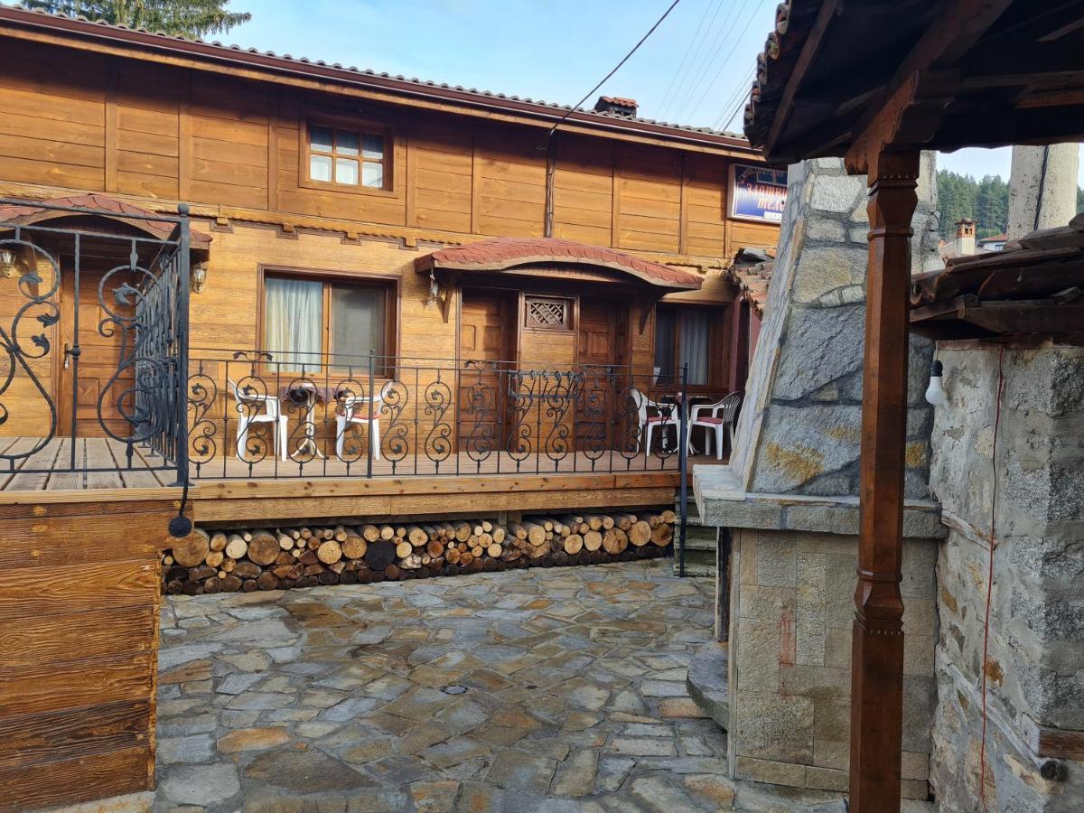Guest House Zlatniyat Telets Kopriwschtiza Exterior foto