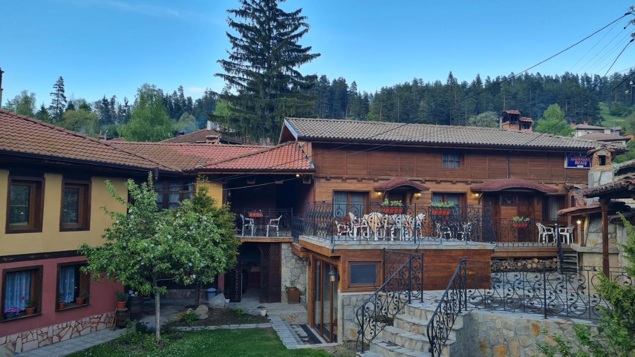 Guest House Zlatniyat Telets Kopriwschtiza Exterior foto